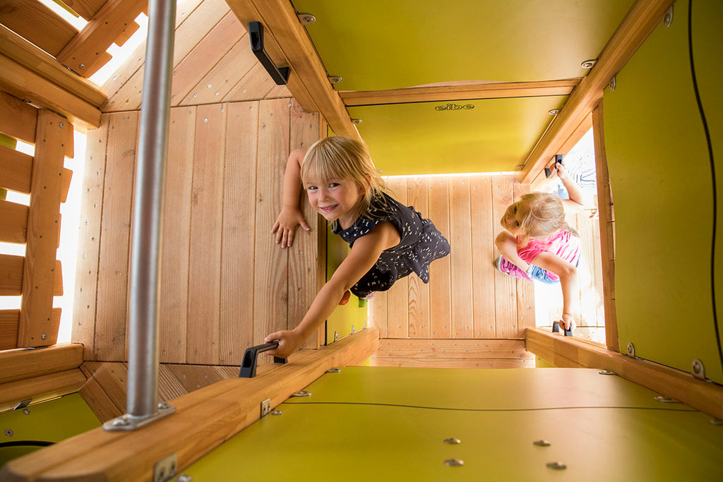 Playground equipment for children: Encourage your children's development with games and fun
