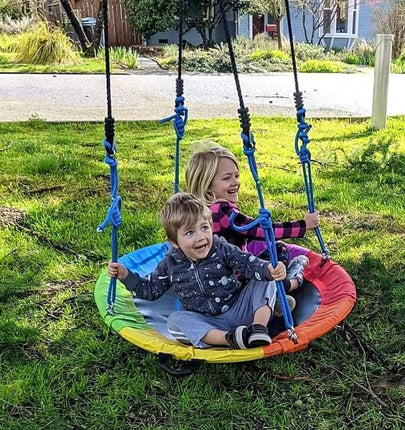 Trampoline, slide, swing: the top 3 outdoor playground equipment for children