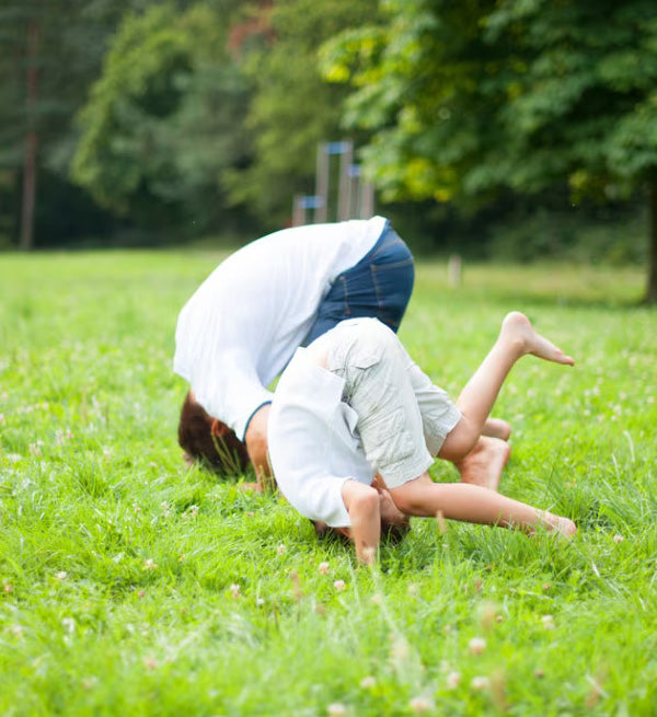 How and when to teach children somersaults, swings and jumping rope